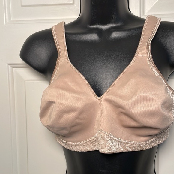 Playtex 18 Hour Bra 36C Seamless Smoothing Wirefree 4049 No Padding Beige - Picture 11 of 13
